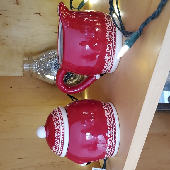 Christmas sugar bowl and creamer - Picture 2 of 5